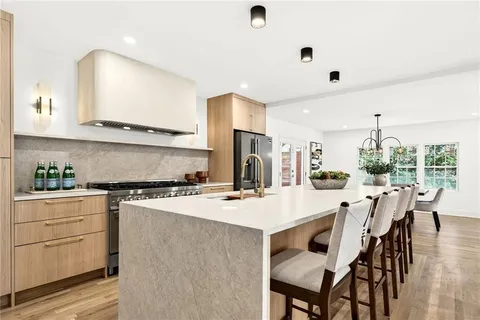 $1,275,000 | 2603 Kings Lake Court Northeast, Atlanta, GA 30345