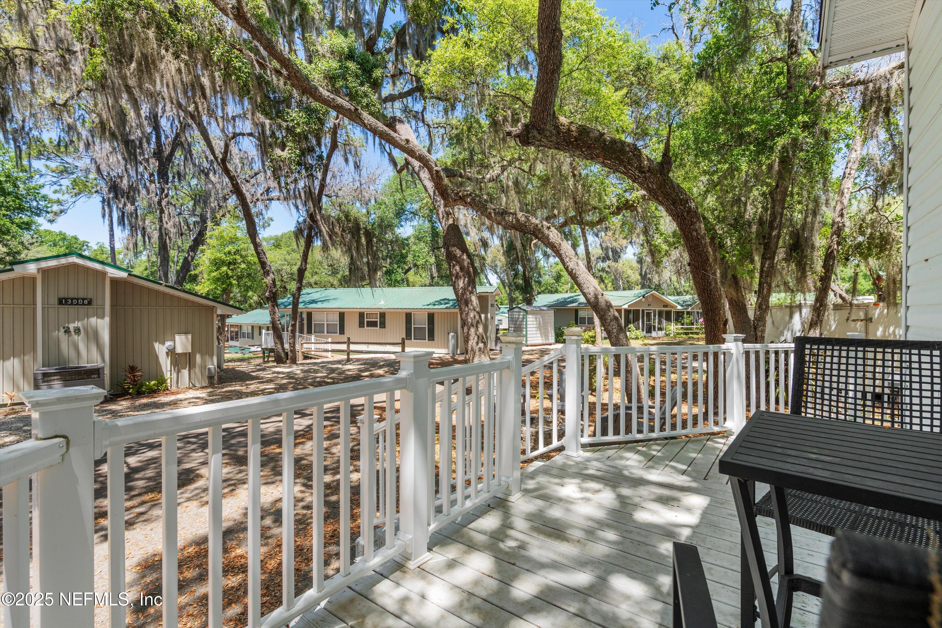 14058 Northeast 252nd Terrace Road Salt Springs, FL 32134 - Photo 7 of 36 Porch