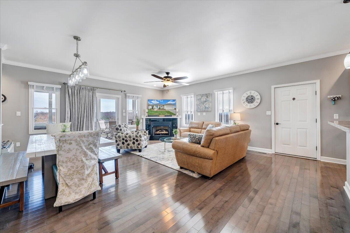 2302 Lake Retreat Road Huddleston, VA 24104 - Photo 13 of 71 13-MIB05638