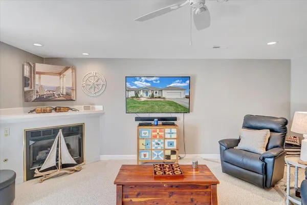 $435,000 | 2302 Lake Retreat Road, Huddleston, VA 24104