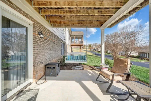 $435,000 | 2302 Lake Retreat Road, Huddleston, VA 24104