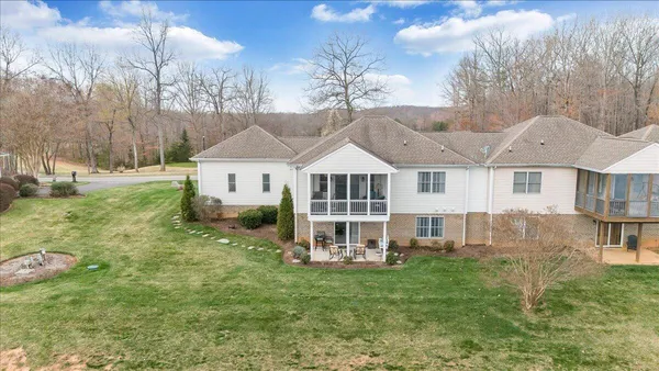 $435,000 | 2302 Lake Retreat Road, Huddleston, VA 24104