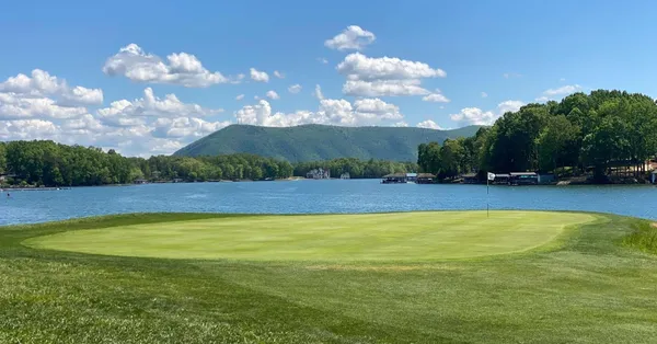 $435,000 | 2302 Lake Retreat Road, Huddleston, VA 24104