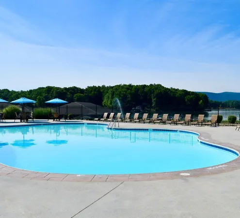 $435,000 | 2302 Lake Retreat Road, Huddleston, VA 24104