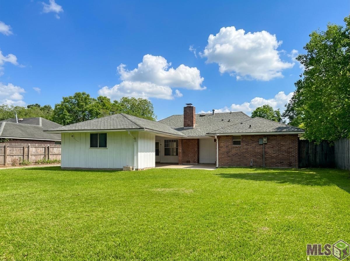 10647 Rondo Avenue Baton Rouge, LA 70815 - Photo 15 of 17