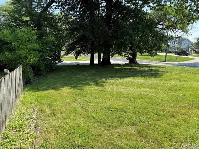 $31,900 | 1841 North Warson Road, St. Louis, MO 63114