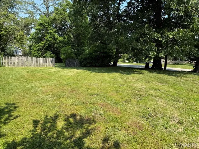 $31,900 | 1841 North Warson Road, St. Louis, MO 63114