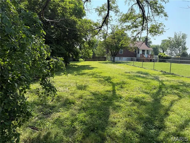 $31,900 | 1841 North Warson Road, St. Louis, MO 63114