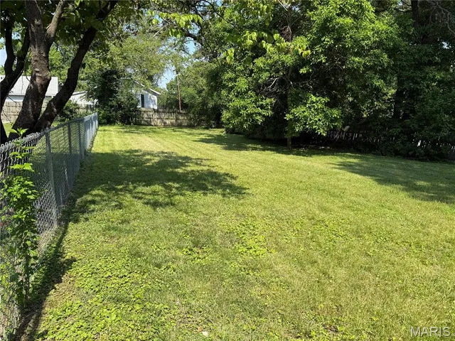 $31,900 | 1841 North Warson Road, St. Louis, MO 63114