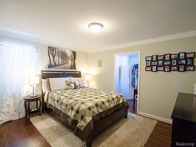 18160 Beverly Road Franklin, MI 48025 - Photo 14 of 38 25_15.jpg