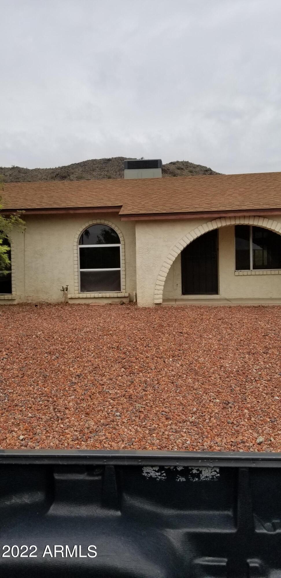 4312 East Pearce Road Phoenix, AZ 85044 - Photo 2 of 9 20181012_103751