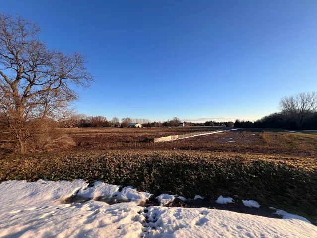 $575,000 | Ridgetop Drive, Unit 2, Appleton, WI 54914