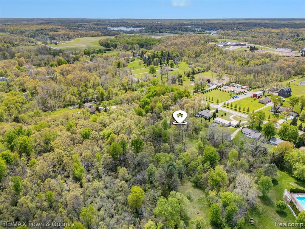 15127 Hogan Road Linden, MI 48451 - Photo 10 of 10