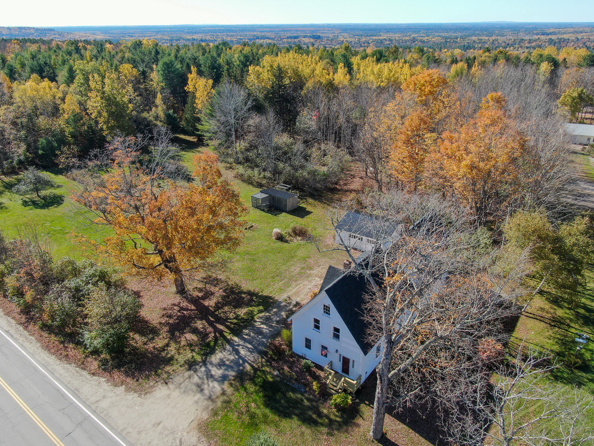 9 Main Road Burlington, ME 04417 - Photo 4 of 43 4