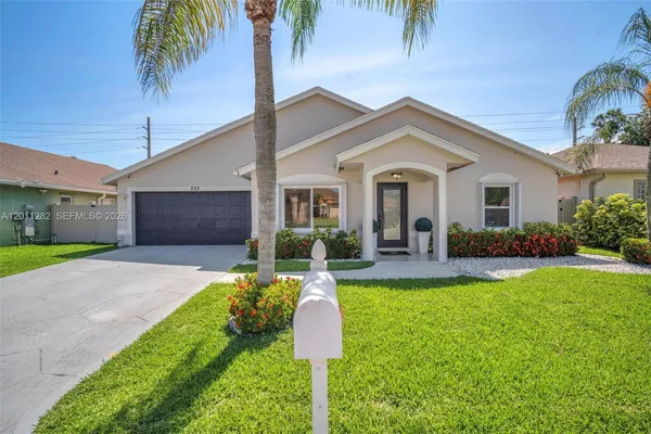 $4,500 | 252 Malibu Circle, Unit 252, Greenacres, FL 33413