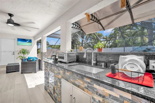 $4,500 | 252 Malibu Circle, Unit 252, Greenacres, FL 33413