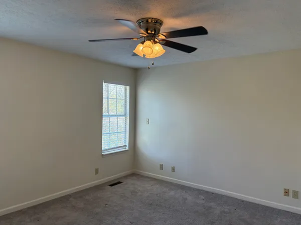 $2,345 | 5268 Village Way, Nashville, TN 37211