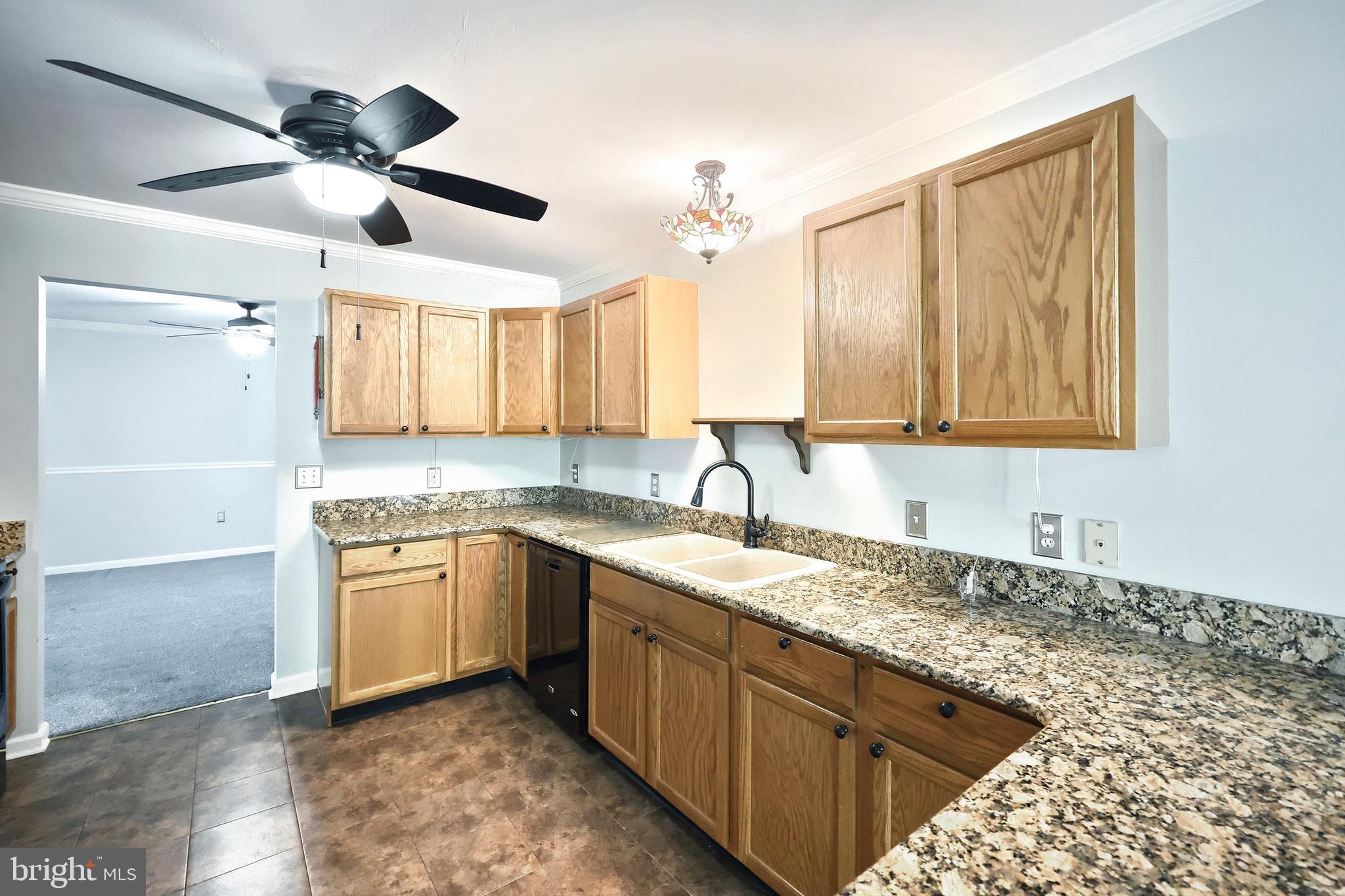 7170 Seneca Ridge Drive York, PA 17403 - Photo 13 of 27