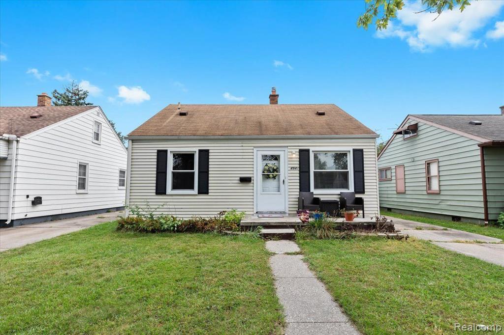 4941 Merrick Street Dearborn Heights, MI 48125 - Photo 2 of 27