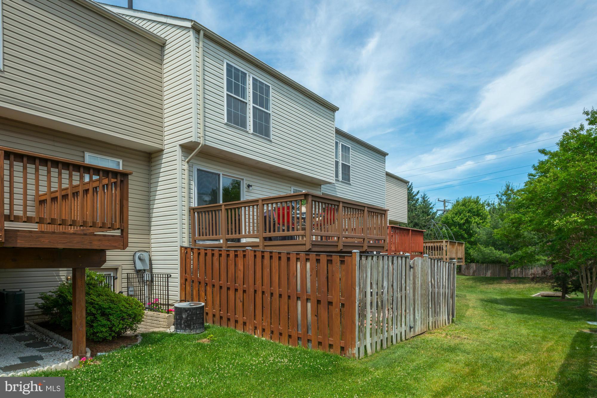 6379 Trips Way Springfield, VA 22150 - Photo 18 of 18 Exterior (Rear)