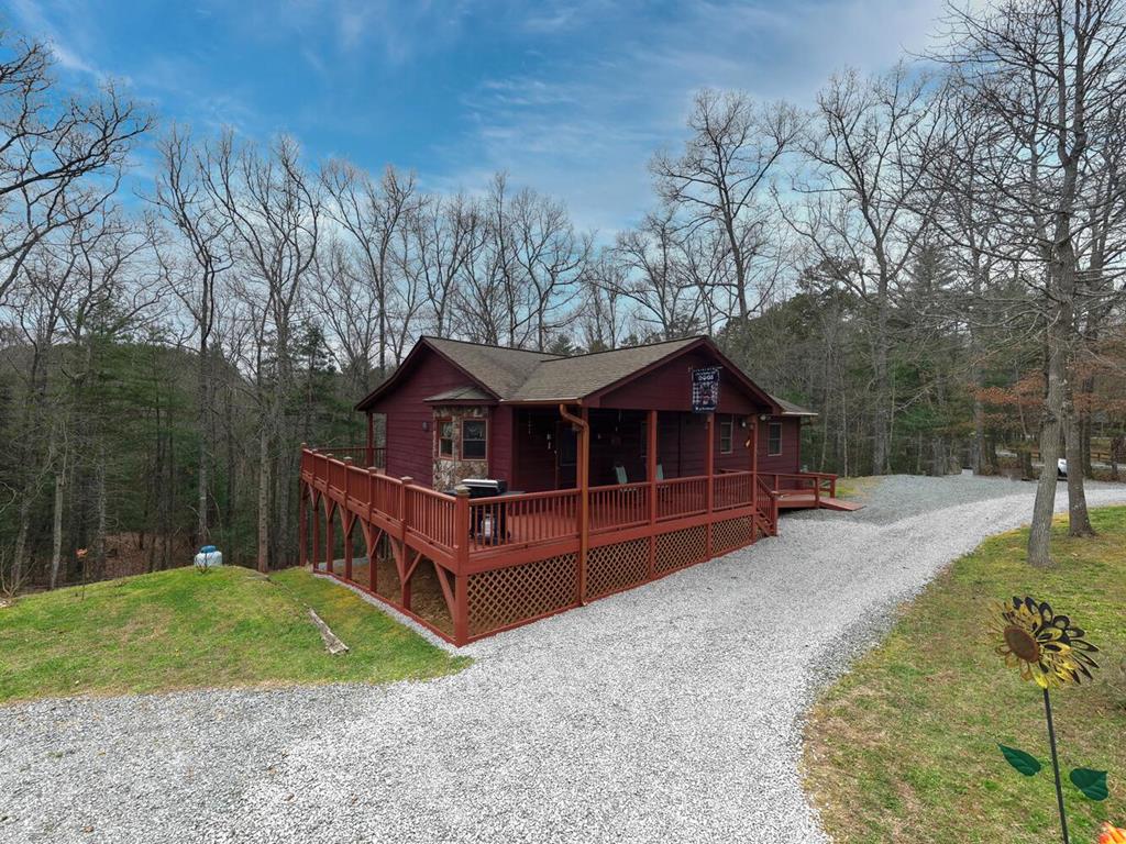 694 Hilltop Road Murphy, NC 28906 - Photo 1 of 60 Main View