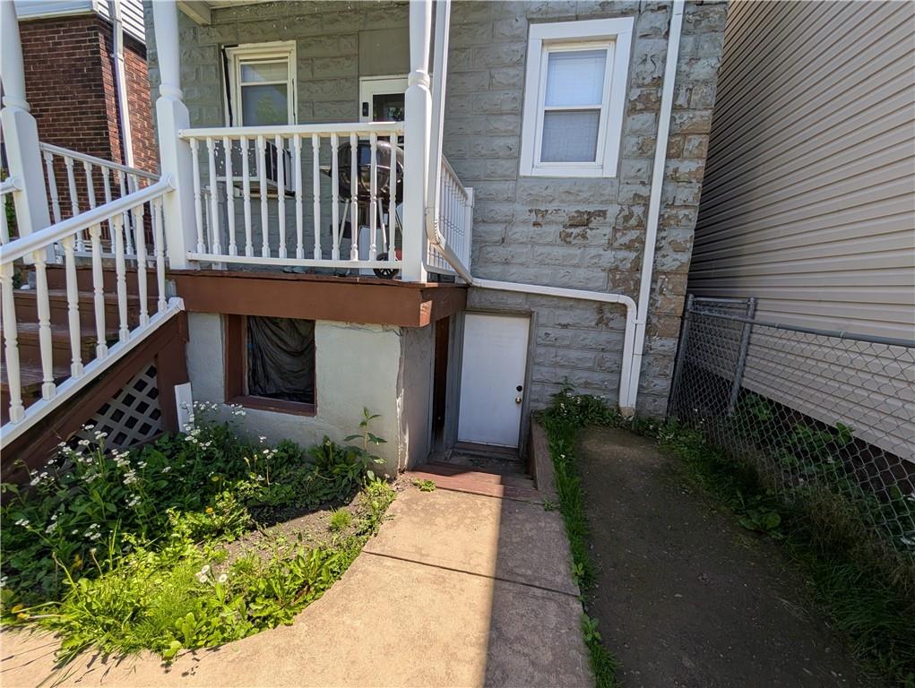 509 Locust Street Turtle Creek, PA 15145 - Photo 8 of 29