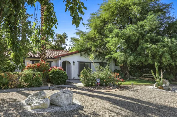 $4,300 | 1233 East Via Escuela, Palm Springs, CA 92262