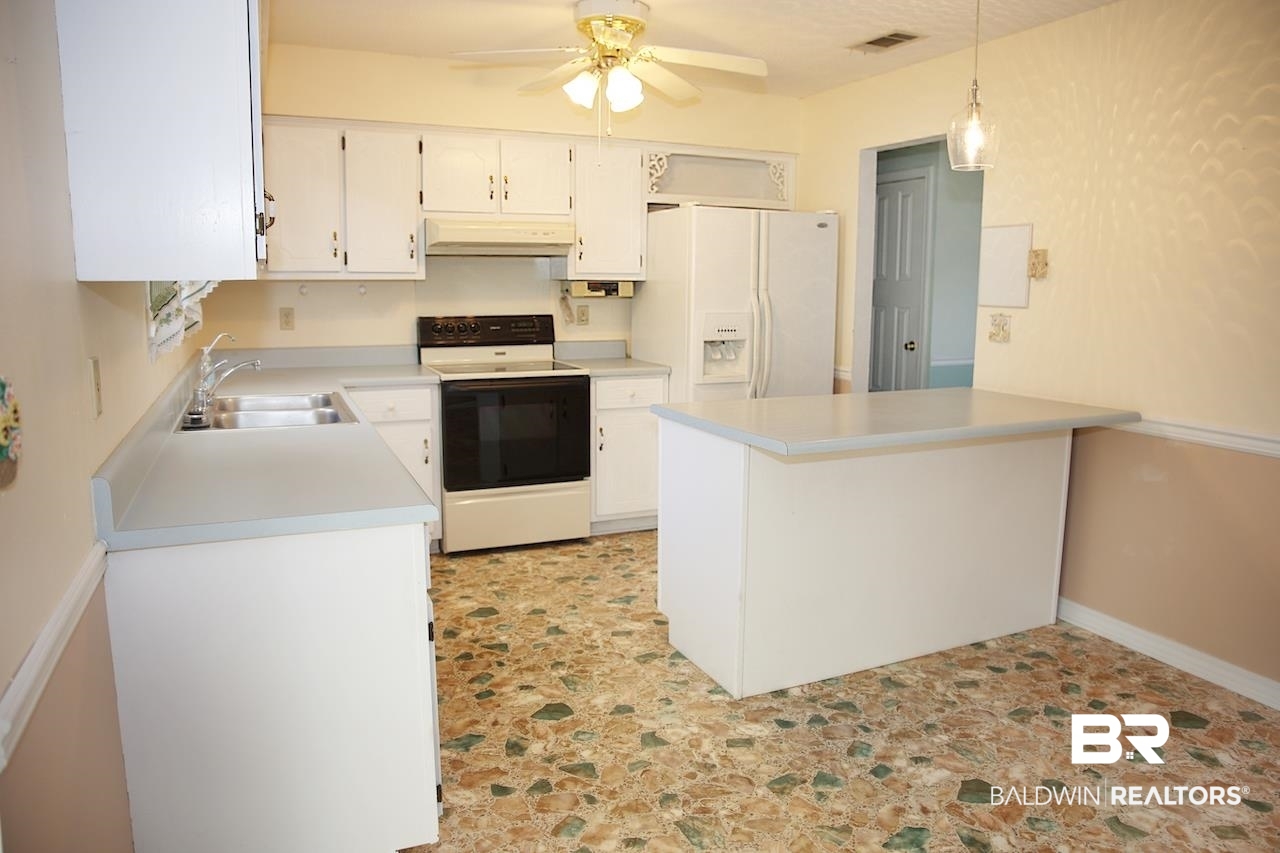 45 Magnolia Circle Foley, AL 36535 - Photo 12 of 37