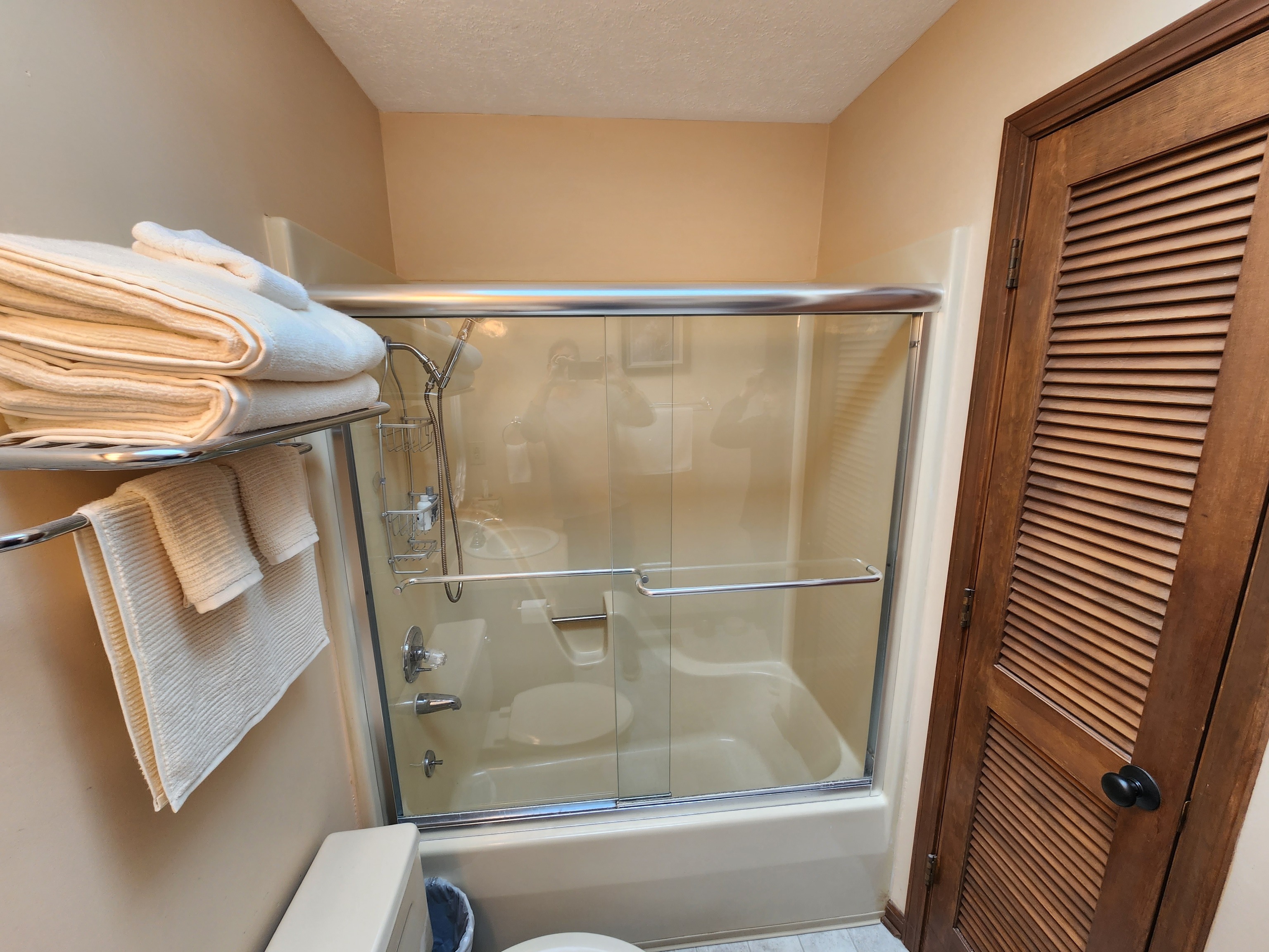 4477 Olive Branch Road Greenwood, IN 46143 - Photo 23 of 27