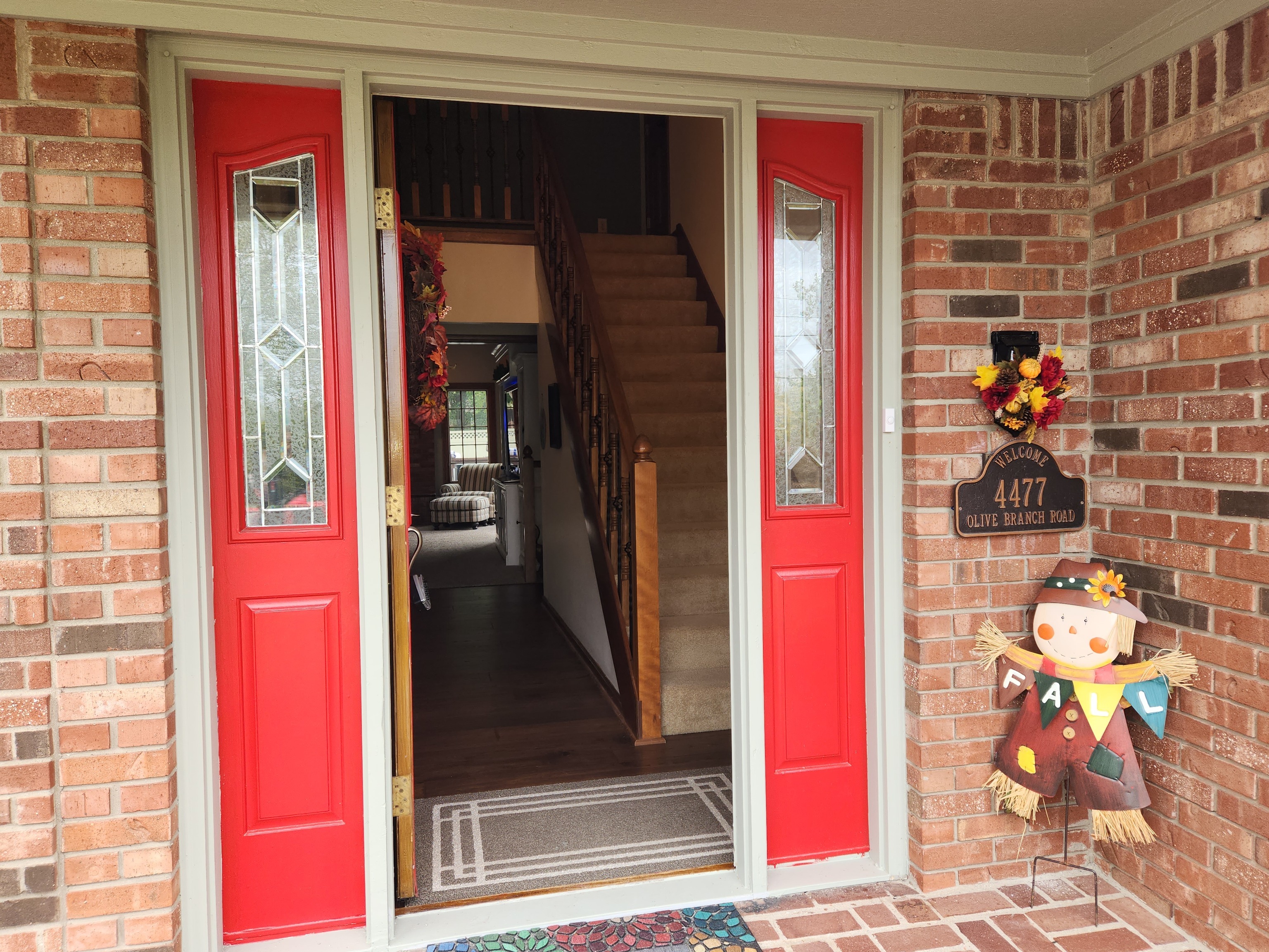 4477 Olive Branch Road Greenwood, IN 46143 - Photo 3 of 27