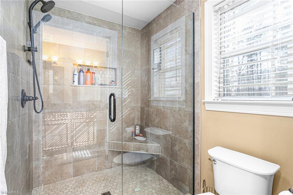 602 Ben Lee Road Thomasville, NC 27360 - Photo 19 of 45 Tile shower with glass door