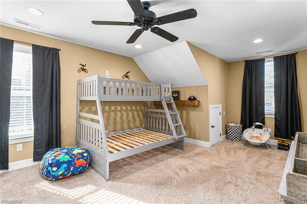 602 Ben Lee Road Thomasville, NC 27360 - Photo 23 of 45 Bedroom 3