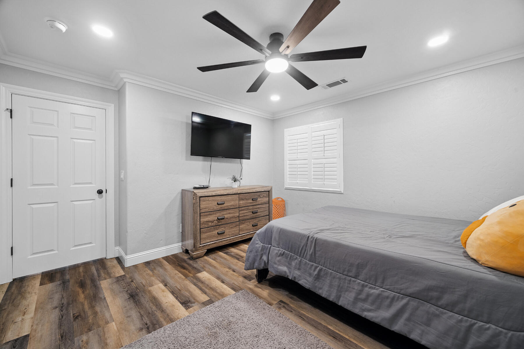 21031 Road 256 Strathmore, CA 93267 - Photo 29 of 55 33 - Bedroom #1 (1)