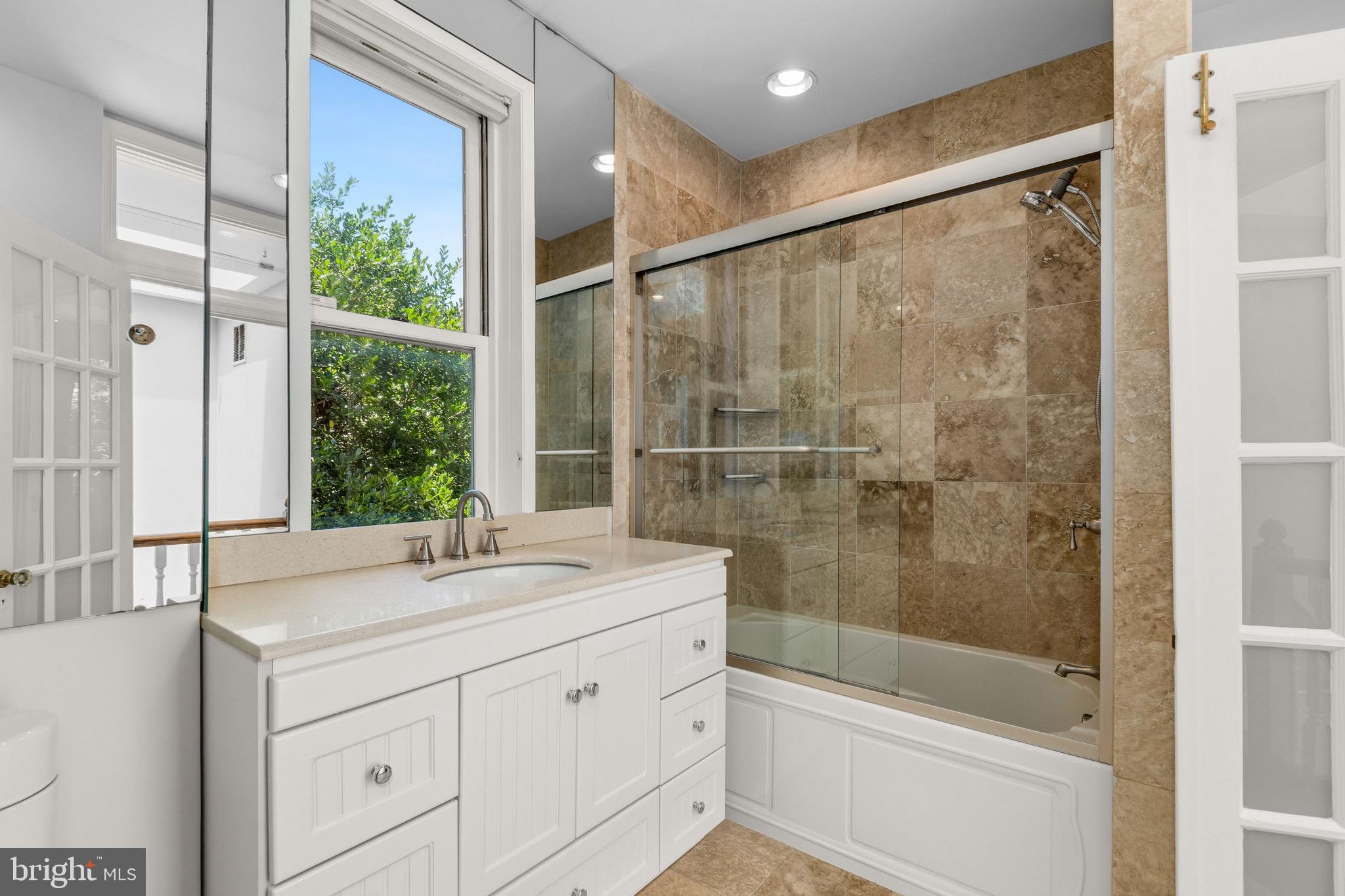 3044 Cambridge Place Northwest Washington, DC 20007 - Photo 16 of 22