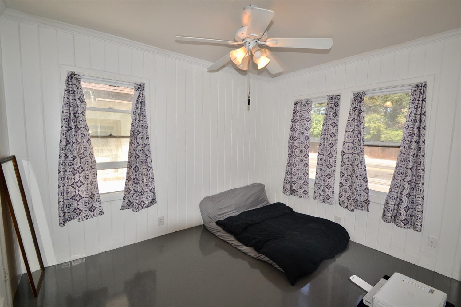 118 West Myrtle Avenue Reedley, CA 93654 - Photo 18 of 26 Gallery Image 18