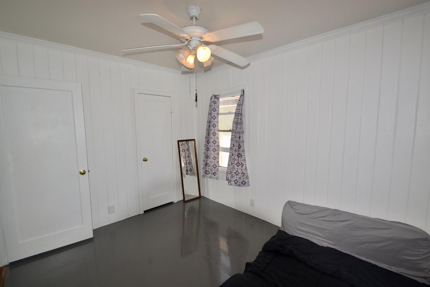 118 West Myrtle Avenue Reedley, CA 93654 - Photo 19 of 26 Gallery Image 19