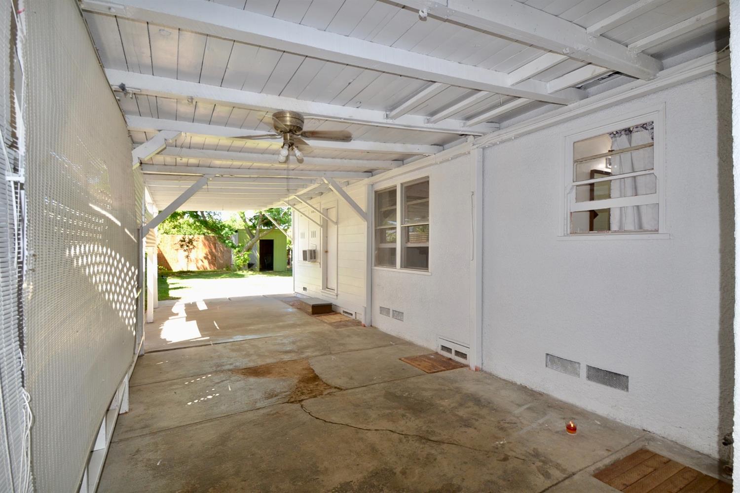 118 West Myrtle Avenue Reedley, CA 93654 - Photo 21 of 26 Gallery Image 21