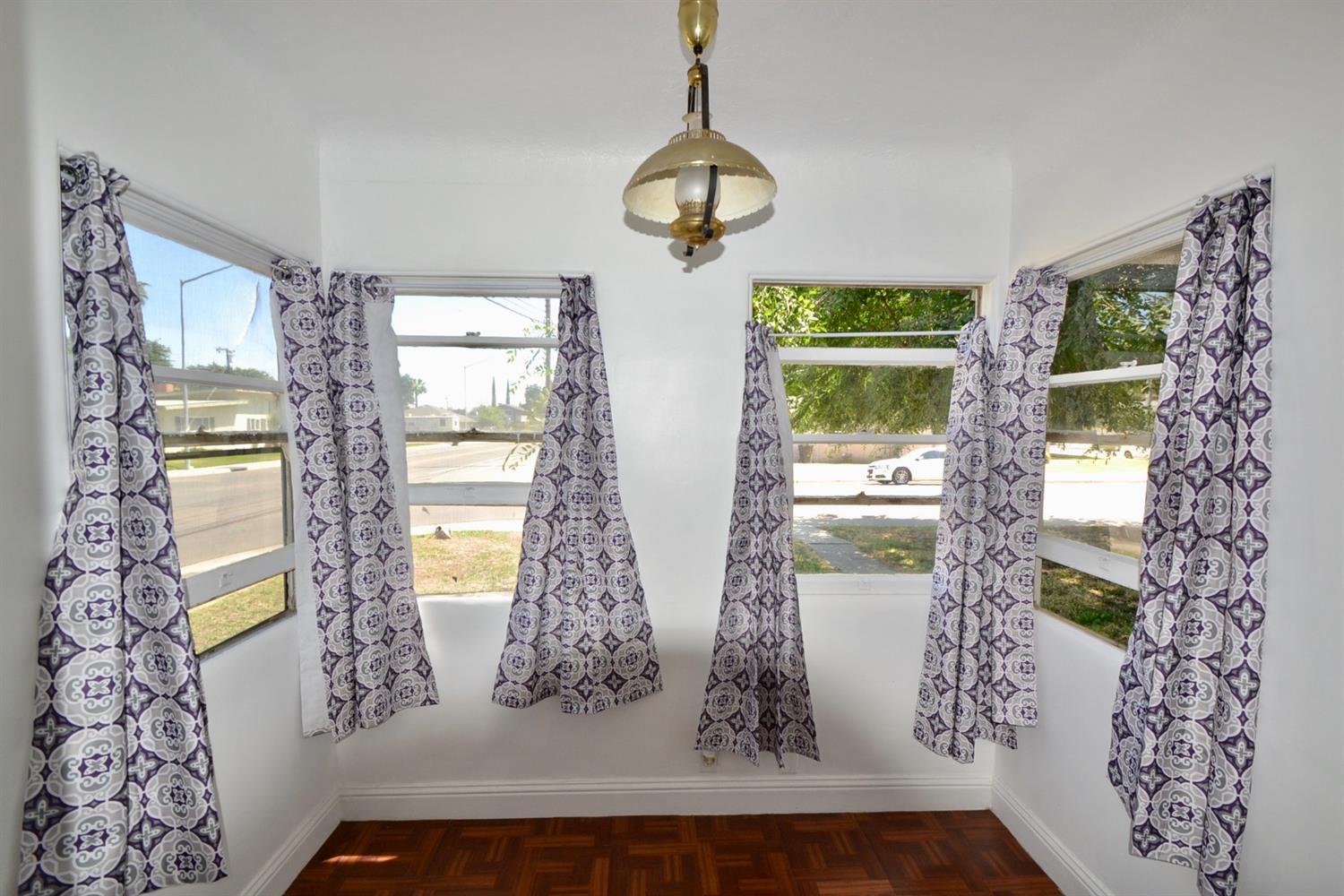 118 West Myrtle Avenue Reedley, CA 93654 - Photo 9 of 26 Gallery Image 9