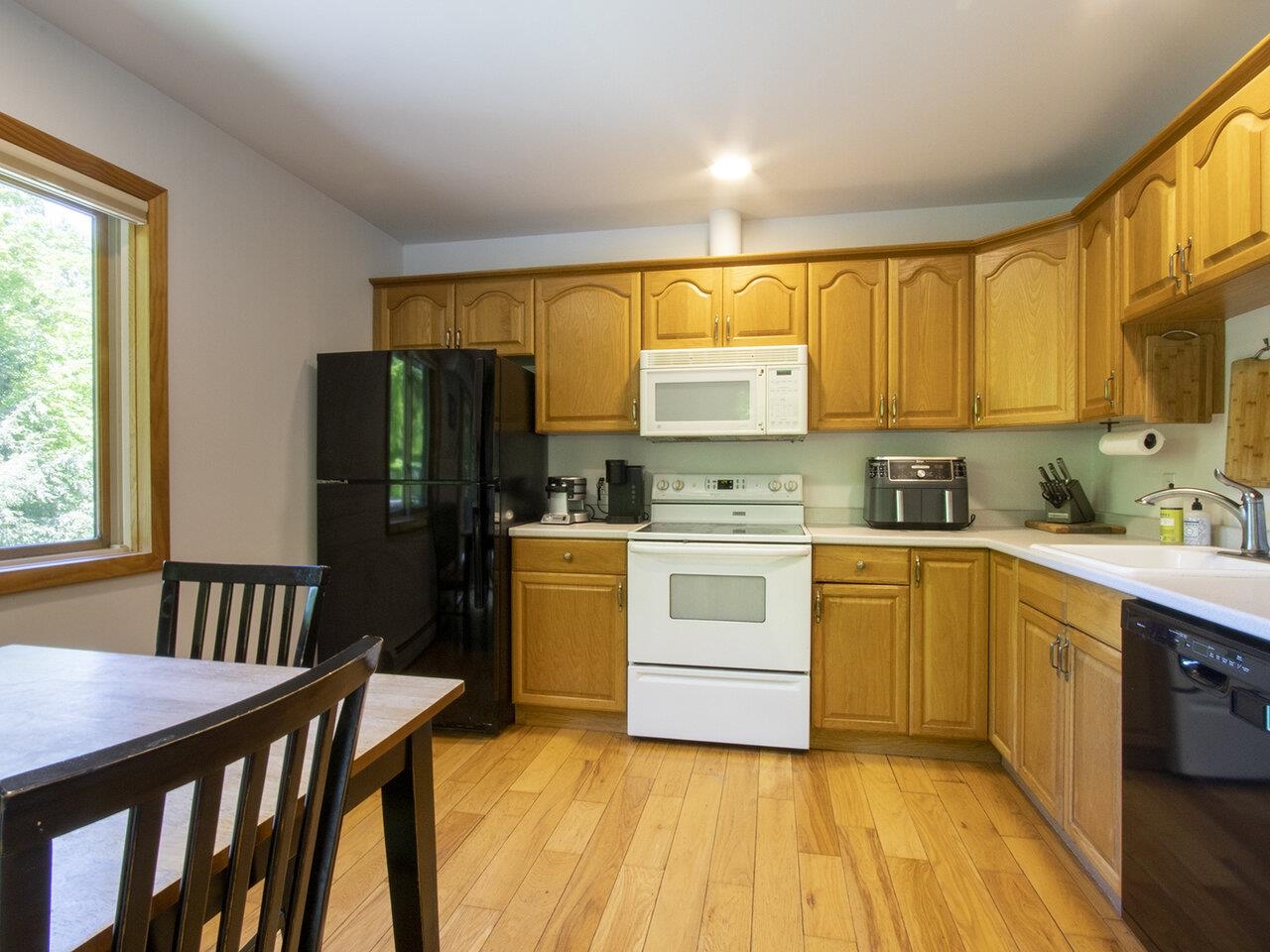 139 Frank's Way Middlesex, VT 05602 - Photo 3 of 40 Gallery Image 3