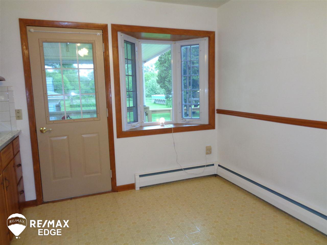 6459 Davison Road Burton, MI 48509 - Photo 30 of 47