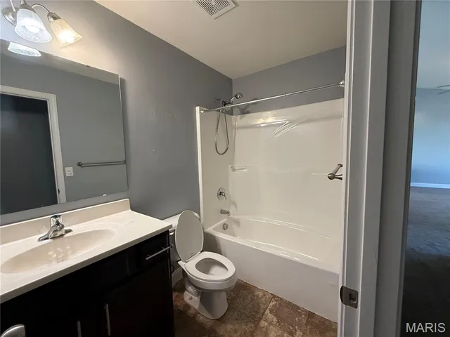 $1,945 | 528 Conestoga Drive, House Springs, MO 63051