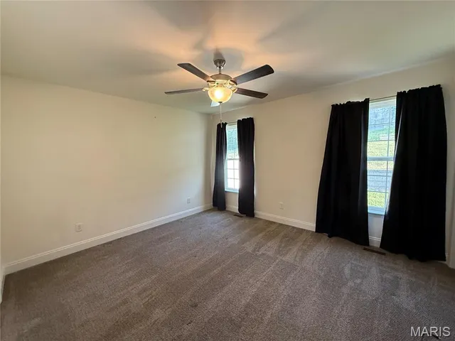 $1,945 | 528 Conestoga Drive, House Springs, MO 63051