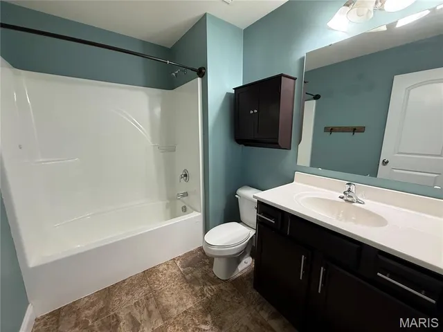 $1,945 | 528 Conestoga Drive, House Springs, MO 63051