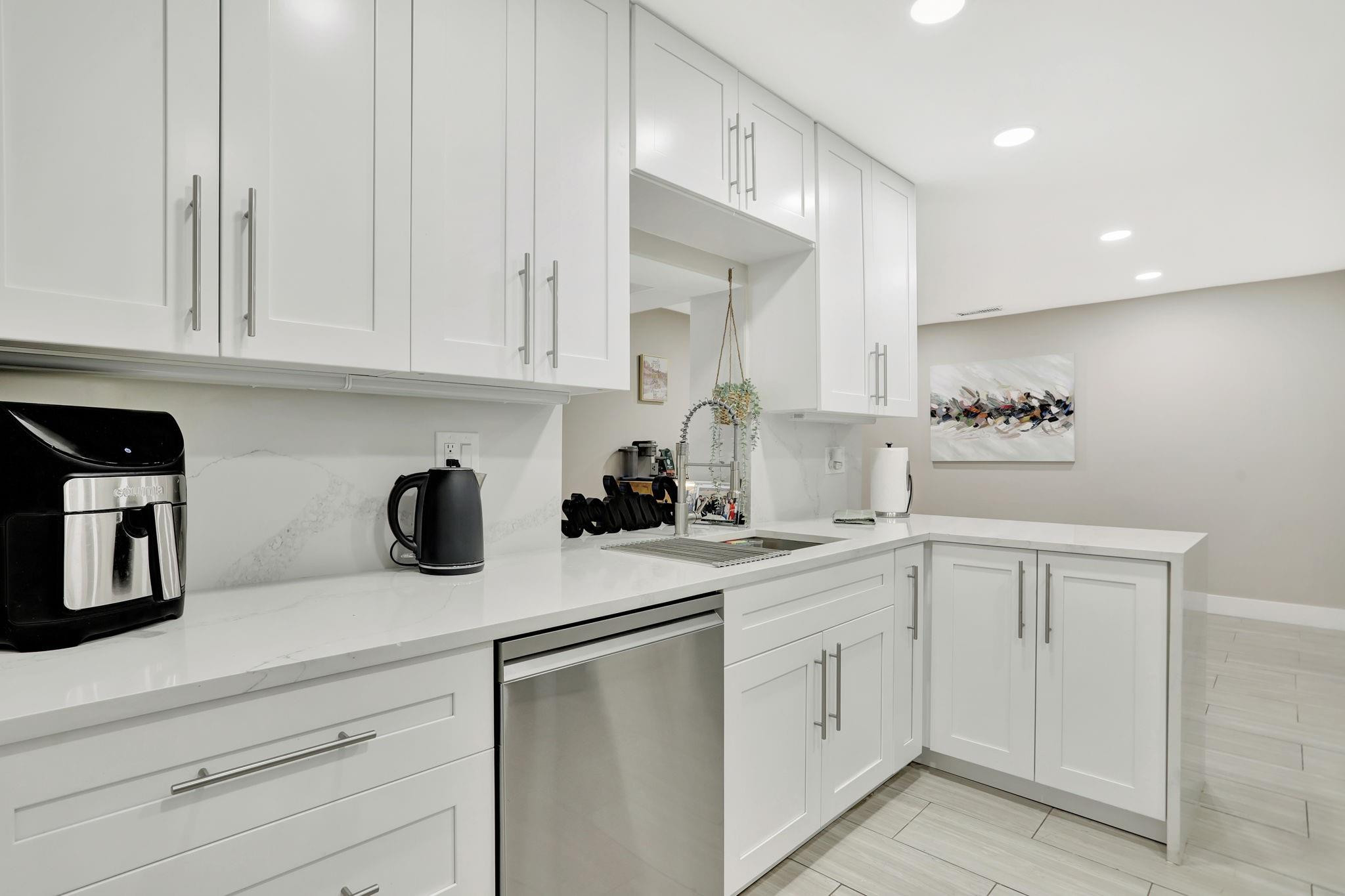 1035 Northwest 5th Avenue Boca Raton, FL 33432 - Photo 12 of 50 Photo 12