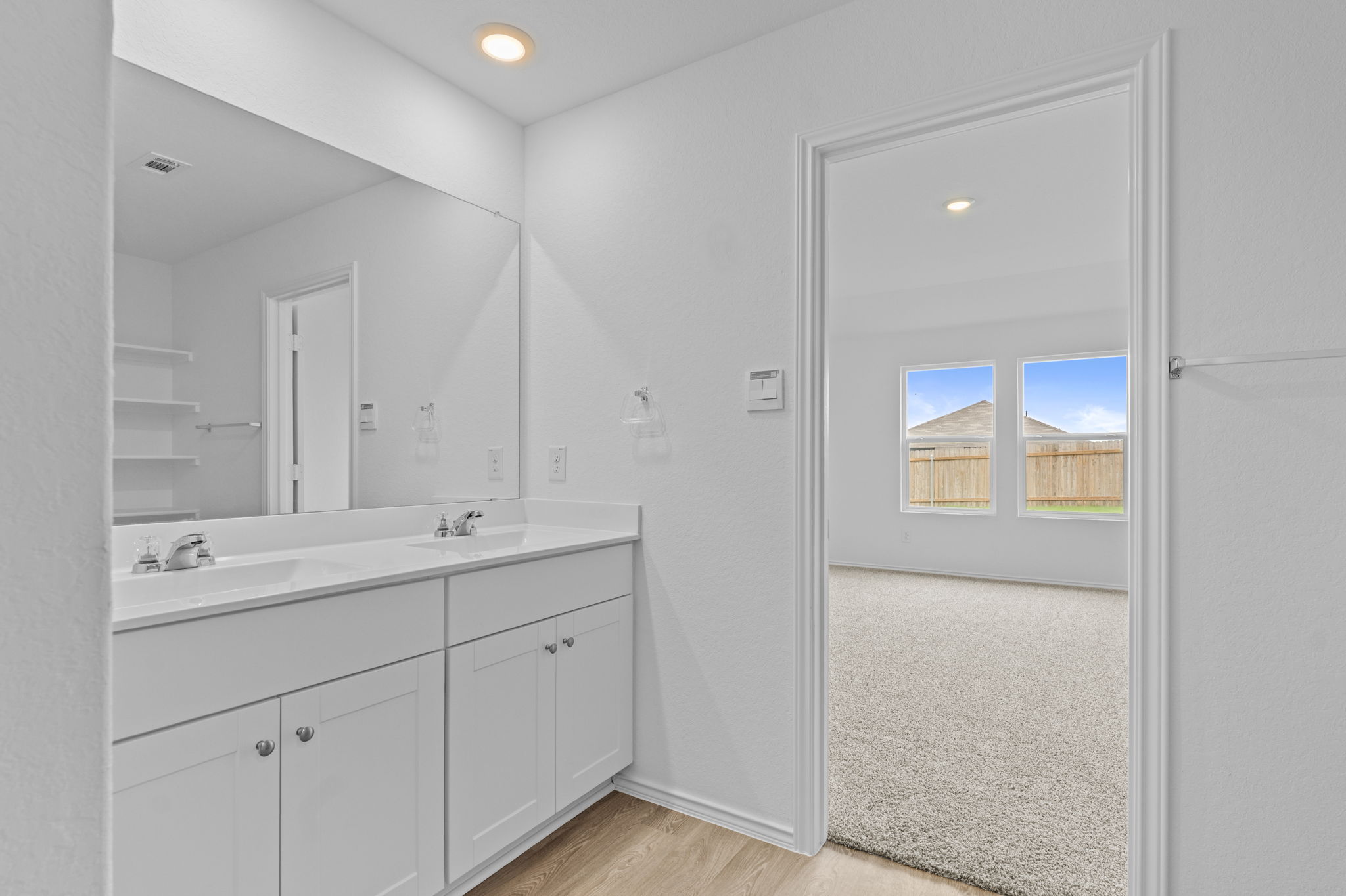 323 Boatman Cove Seguin, TX 78155 - Photo 6 of 31