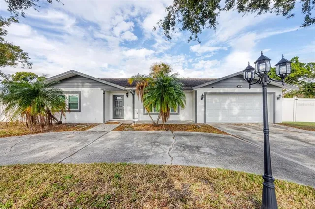 $445,000 | 322 Linden Drive, Ellenton, FL 34222