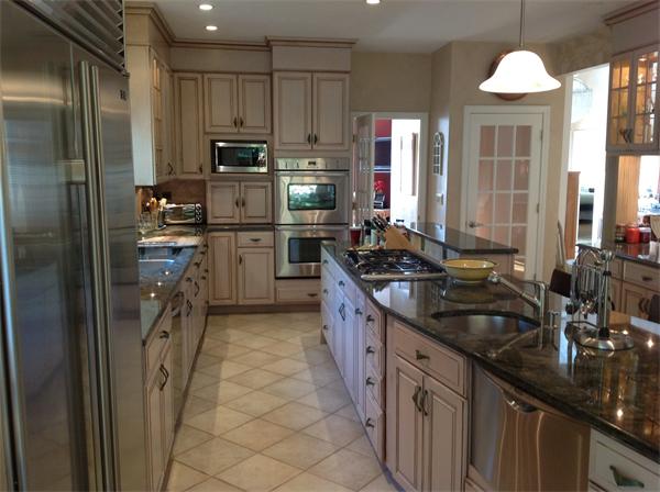 12 King Philip Road Sharon, MA 02067 - Photo 3 of 22 Gallery Image 3