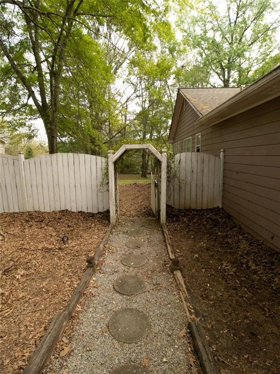 326 Cedar Ridge Drive Braselton, GA 30517 - Photo 7 of 28