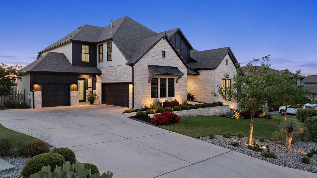 6900 Davenport Divide Road Austin, TX 78738 - Photo 3 of 40