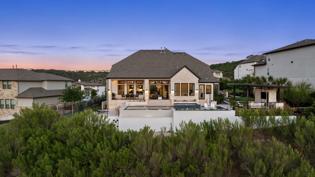 6900 Davenport Divide Road Austin, TX 78738 - Photo 4 of 40